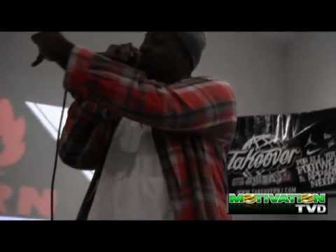 Smoke DZA performing @ NYC DunkXchange on Motivation TVD