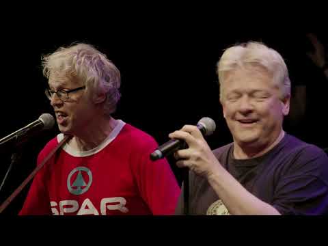 Pé & Rinus: Op Verziede in Waskemeer Revisited