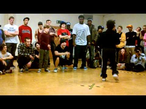 Da B-boy/girl Cyphers - Birmingham Breakfest 2011 (15
