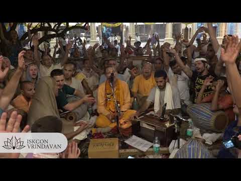 Sacinandana Swami_Jay Radhe Jay krsna