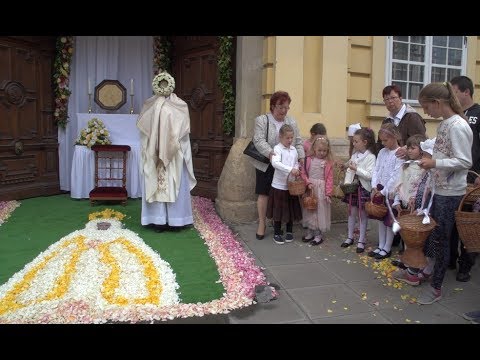 Úrnapi körmenet Székesfehérváron