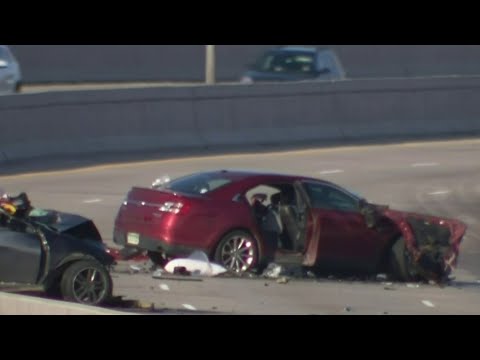 2 killed in wrong way crash on I-75 and Schaefer Highway