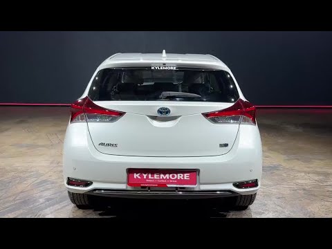 Toyota Auris 1.8 HYBRID AUTOMATIC - FULL CREAM LEA - Image 2