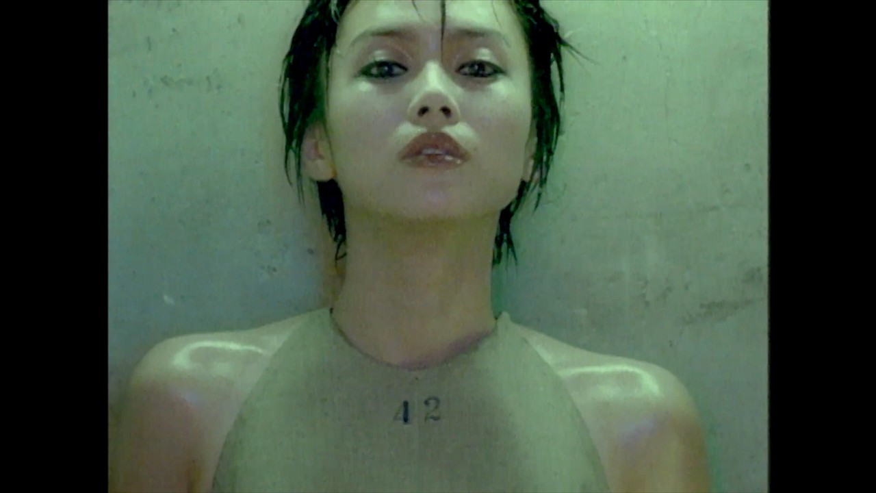 天国より野蛮 MV