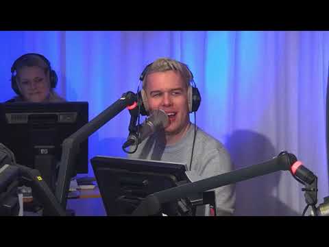 [VAKNA] Jakob Öqvist & Pistol i säkerhetskontrollen på flygplatsen - NRJ SWEDEN