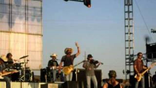 Triple Crown - Kevin Fowler