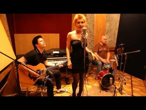 One O' Clock Trio Rehab Amy Winehouse acoustic cover