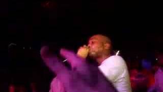 Styles P gets doo rag thrown at him