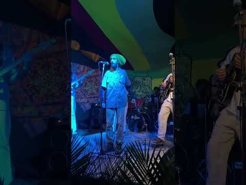 Ras Kadhu e Chama Crescente - Selassie Vive / War (Acampa L3, 18/03/2023)