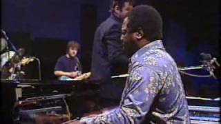 STROKIN'- Richard Tee