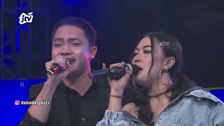 Download lagu Tanjung Mas Ninggal Janji - Lia Amelia & Dimas Waluyo - Stasiun Dangdut mp3