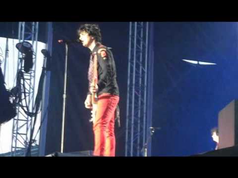 Green Day - Iron Man/ Sweet Child of Mine/ Highway to Hell (live)