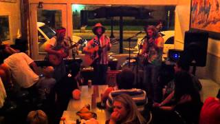 Straw Hat Society - They're Red Hot (Robert Johnson cover)