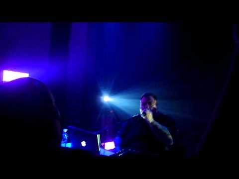 Άλλο ένα ψέμα - live Active Member ( Totem ) @ Passport 19/2/2011 HD