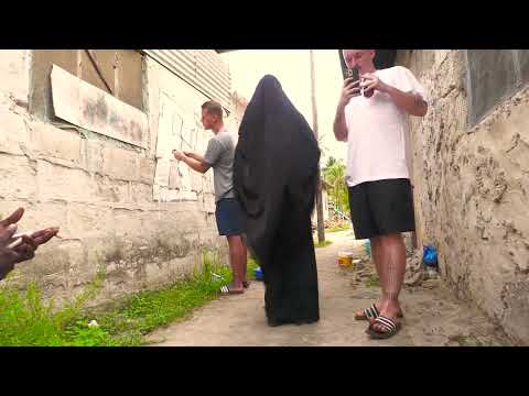 Cavallo Pazzo feat. Alpha & Inoffiziell.Goldenboy & Chapo102 - Jah Jah (Official Song)