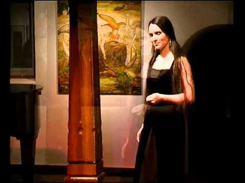 Michele Rödel singt eine Arie der Rosina aus Der Barbier von Sevilla (1/2011)