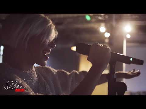 Sore Online - Different (live, la repetitii)