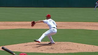 LAA@TEX: Darvish fans six across 7 1/3 solid innings