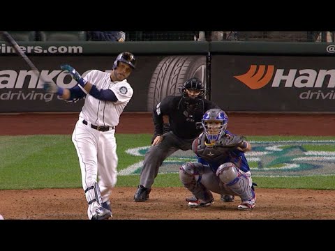 Cano hits his 300th career home run