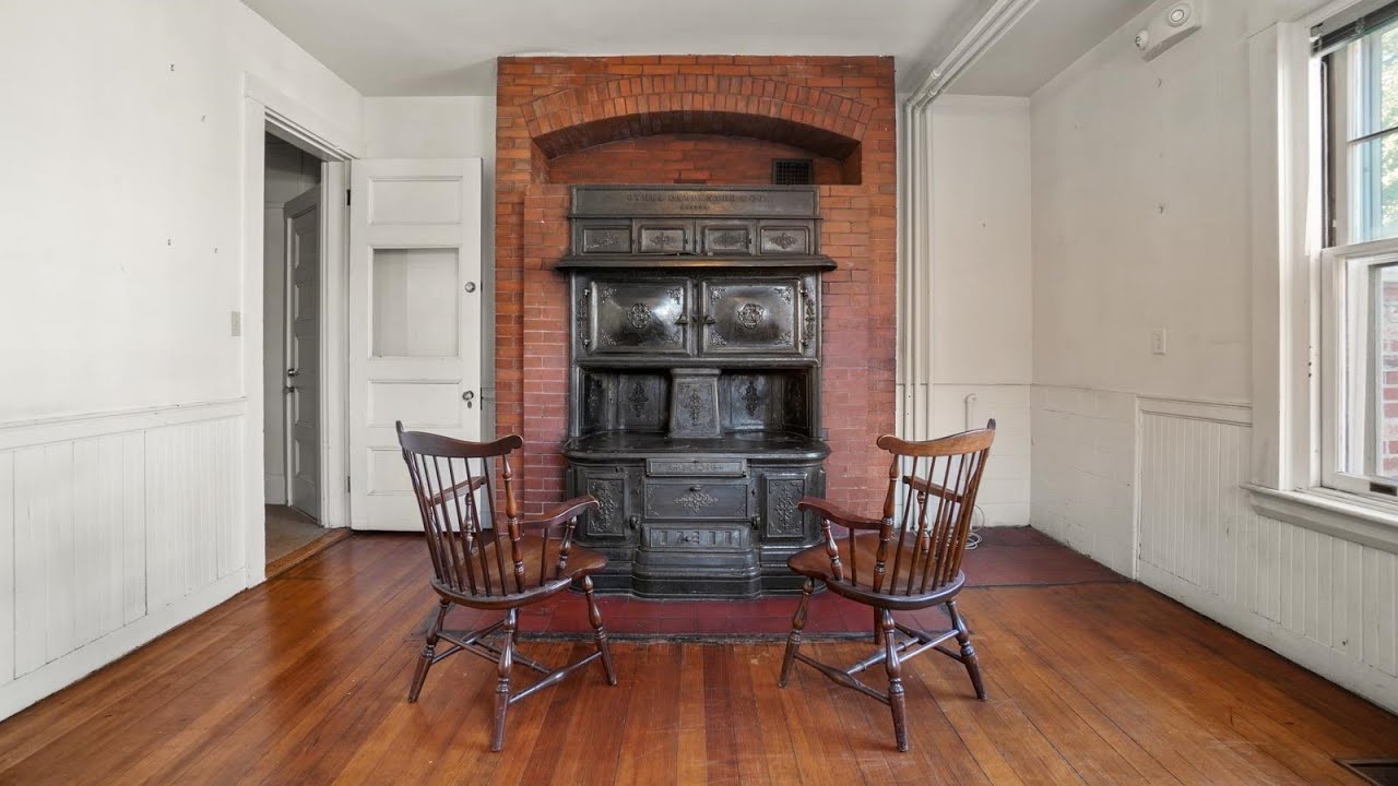 40 Prescott Presents: The Cast Iron Stove