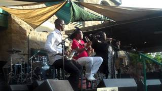 Maysa, Eric Darius and Jonathan Butler Perform "I Try" Live at Thornton Winery