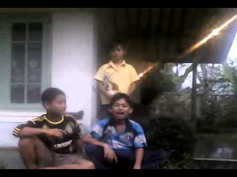 DEMI TUHAAAAN!!! (Pari Edition)