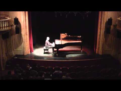 2015 - Caspar Vos,  Concours International de Piano