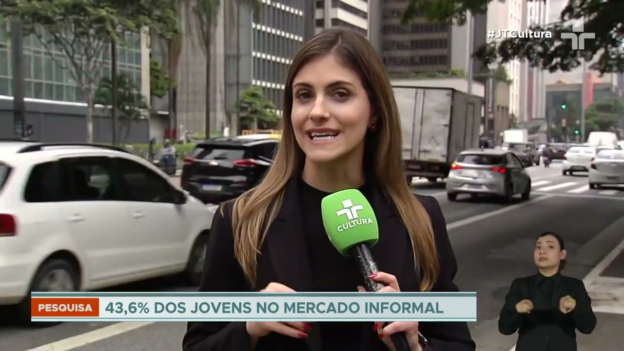40% dos jovens com até 29 anos estão no mercado de trabalho informal no Brasil