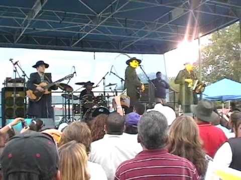 Los Garcia Brothers Dos Carnales LIVE