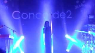 Banks- Fall Over (Live at Concorde 2)