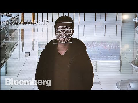 面對現實吧，你正在被監視 (Face It, You're Being Watched)