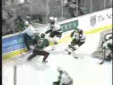 Derian Hatcher smashes Roenicks Jaw