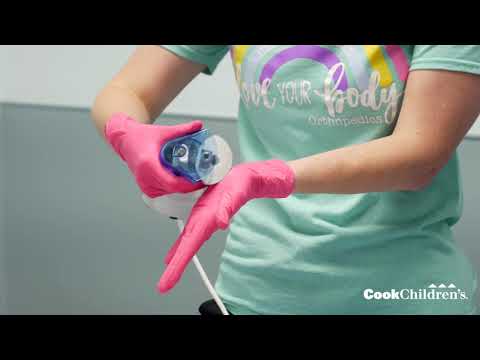 How a cast is removed