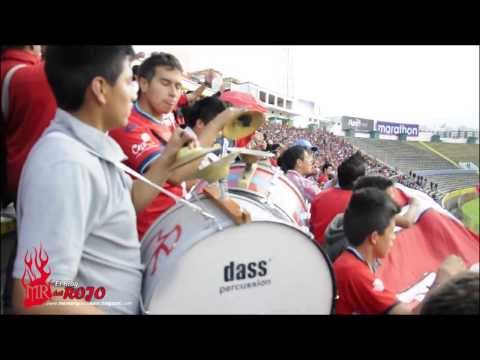 "Rojo mi amigo" Barra: Marea Roja • Club: El Nacional • País: Ecuador