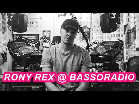 Broadcasting first show of 2017 on Finnish Bassoradio