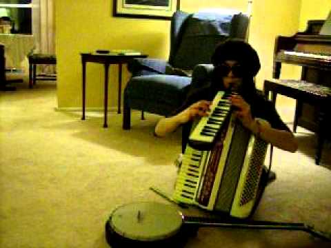 Yann Tiersen Cover - Soir De Fete - Hattie video thumbnail