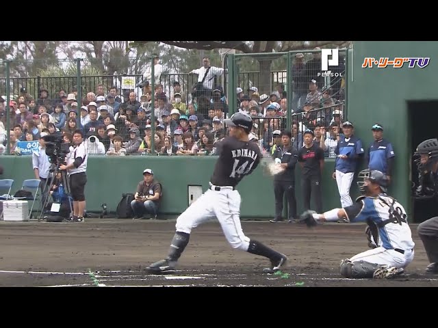 ファイターズ・育成ルーキーの海老原がヒットでアピール