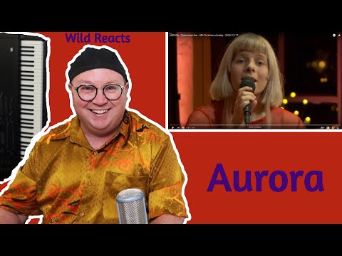 Reaction to Aurora singing Stjernestøv live