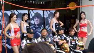 韓国スーパーレース・レースクイーン2014
