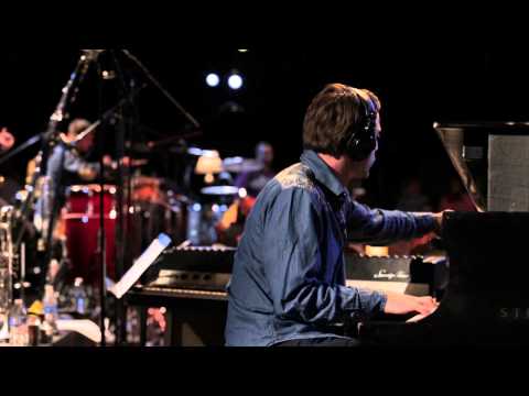 Snarky Puppy feat. Chantae Cann - Da Da N'Da (Family Dinner - Volume One)