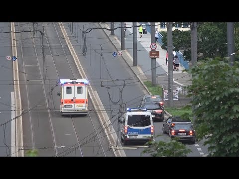 RTW 1 ASB + HGrKW 17 BePo Bonn mit Dauerhorn