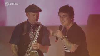 Green Day - King For A Day / Shout (The Isley Brothers cover) live [LOLLAPALOOZA 2022]