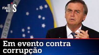Bolsonaro discursa contra passaporte vacinal e apoia Daniel Silveira