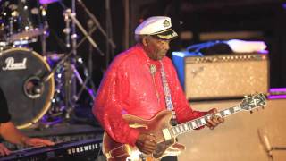 St. Louis: Chuck Berry performs "You Never Can Tell"