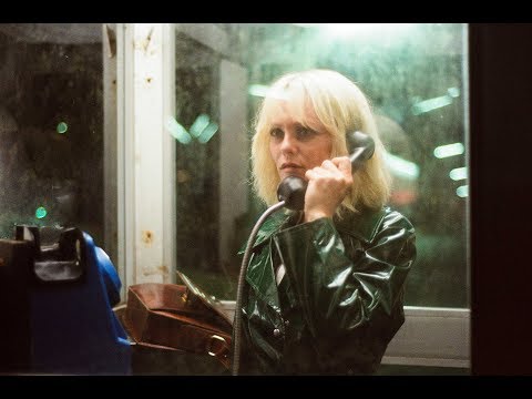 Video thumbnail for Un couteau dans le cœur - Reprise