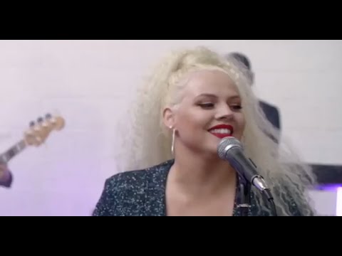 The 10 Best Wedding Bands in LONDON - Summer 2025 Edition