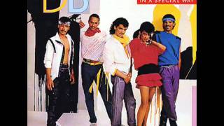 DeBarge - Love Me In A Special Way