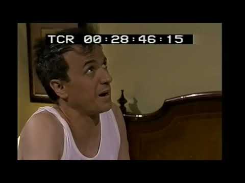 NO ES POR NO IR CAMA