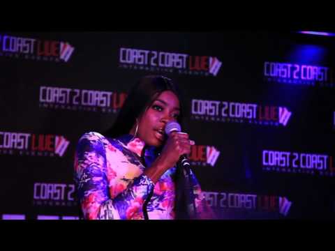 Joelee Performs at Coast 2 Coast LIVE | NYC Edition 6/26/17