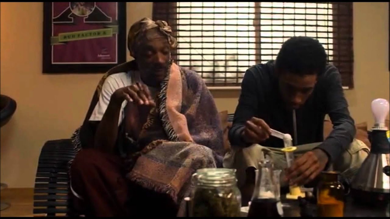 Mac und Devin zur High School (Official Video)